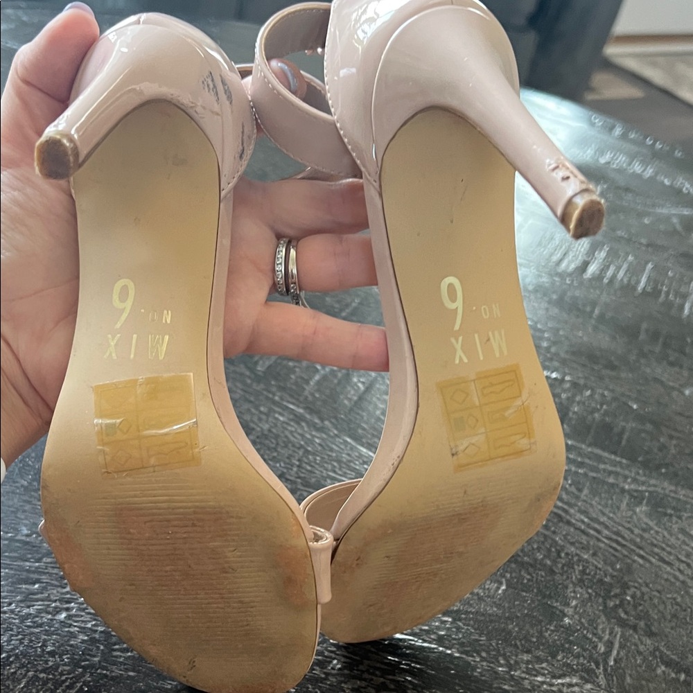 Mix No. 6 Cream Heels with Stiletto Design - Picture 8 of 9